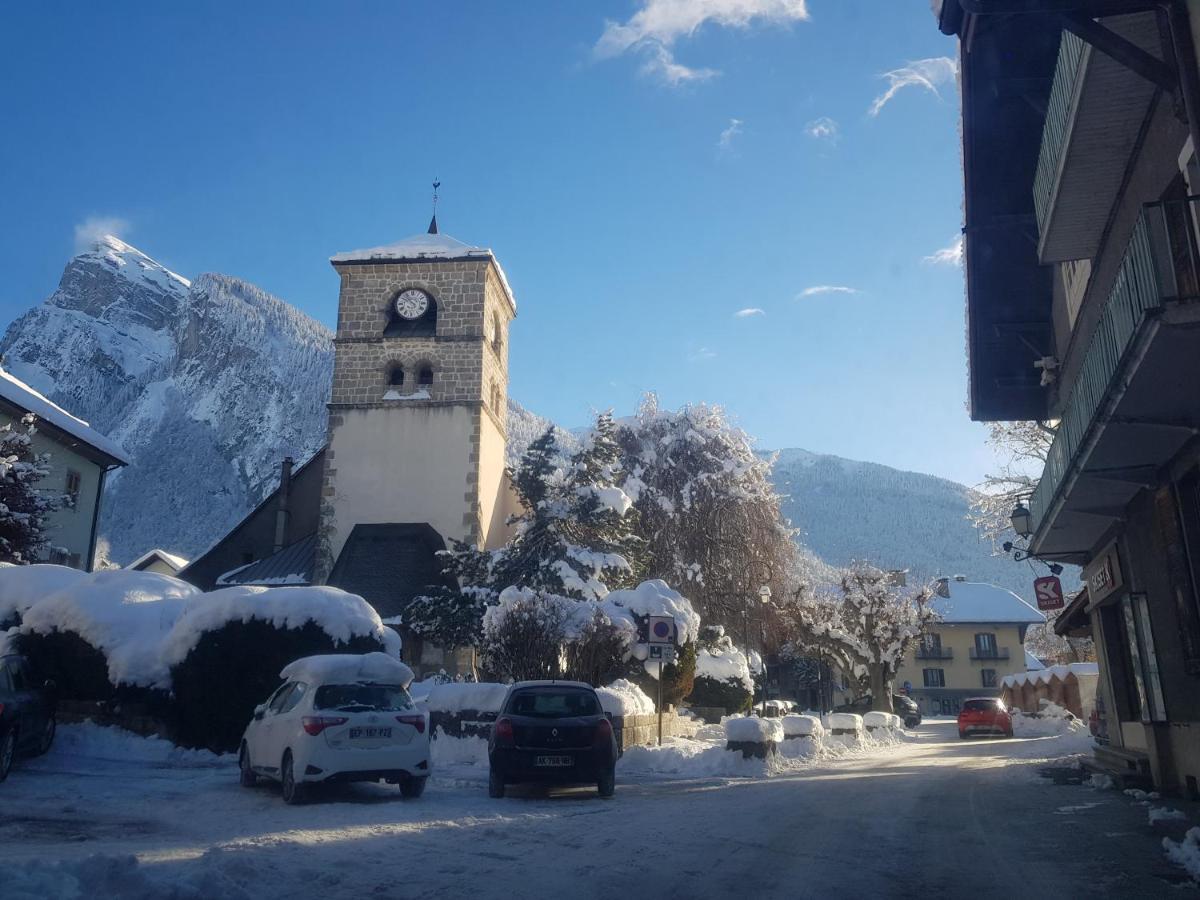 Les Frahans Samoëns Exterior foto